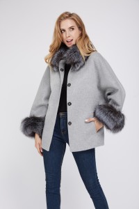 1807004 wool coat with silver fox fur collar LVCOMEFF (1)