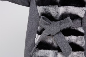 1807007 wool coat with chinchilla fur front eileenhou (38)