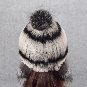 1808029 KNITTED REX RABBIT FUR HAT WITH EARMUFFS SILVER FOX (14)