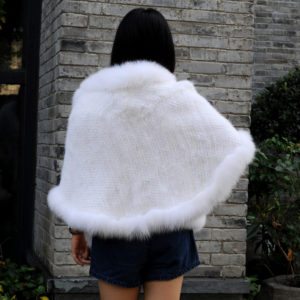1808071 knitted mink fur shawl with fox fur trimming EILEENHOU (16)