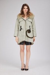 down coat with fox collar 1809126 lvcomeff (18)