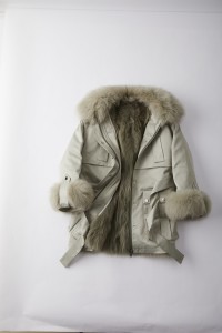 down coat with fox collar eileenhou LVCOMEFF 1809135(36)