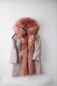 down coat with raccoon collar 1809153 eileenhou (2)
