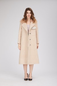 wool coat with sheep collar 1809142 lvcomeff (2)