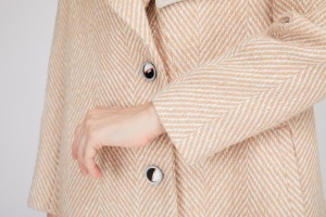 wool coat with sheep collar 1809142 lvcomeff (26)