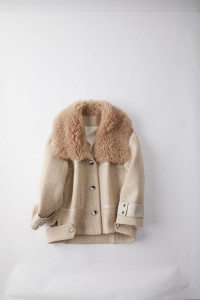 wool coat with sheep fur collar 1809154 (13)