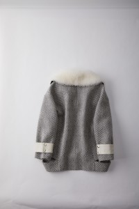 wool coat with sheep fur collar 1809154 (15)