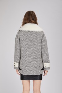 wool coat with sheep fur collar 1809154 (5)