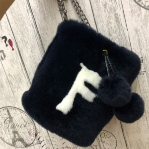 1809014 rex rabbit fur handbag mini with letter eileenhou (1)