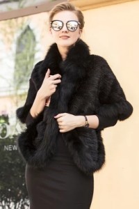 1809022 KNITTED MINK FUR SAHWL WITH FOX TRIMMING eileenhou (2)