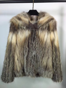 1809030 fox fur coat eileenhou (2)