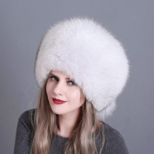 1809066 fox fur hat natural color dstributor (1)