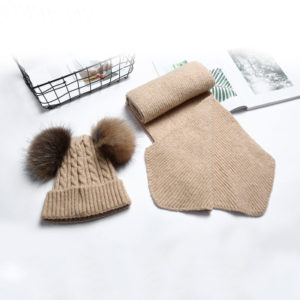 1809073 knitting hat with raccoon poms scarf set eileenhou (8)