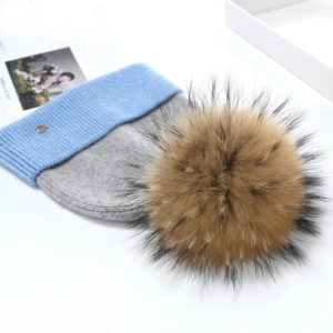 knitting hat with raccoon poms 1809072 factory (7)