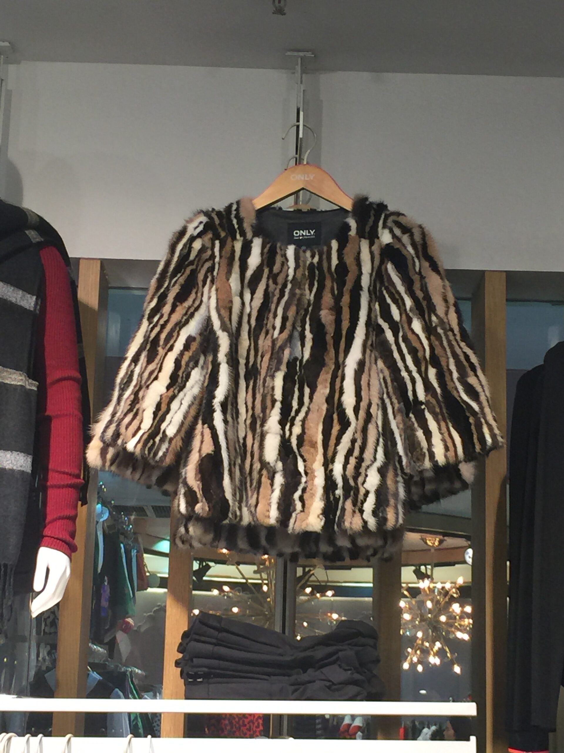mink fur jacket 1610054 - Image 3