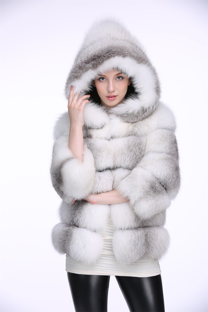 cross fox fur coat with hood 1610023 – Lvcomeff
