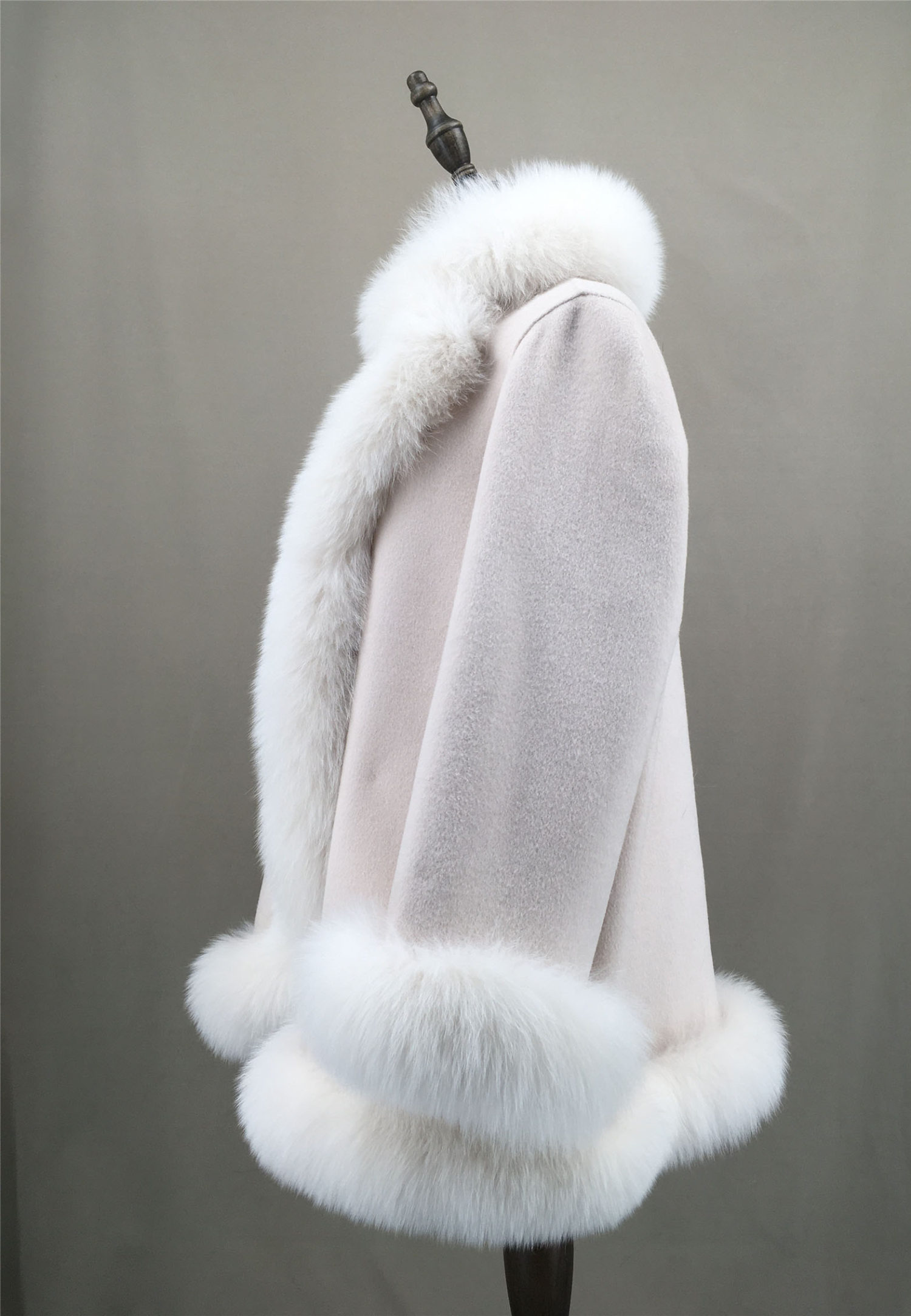 100% wool coat with fox fur front lvcomeff 2210026 - Image 4