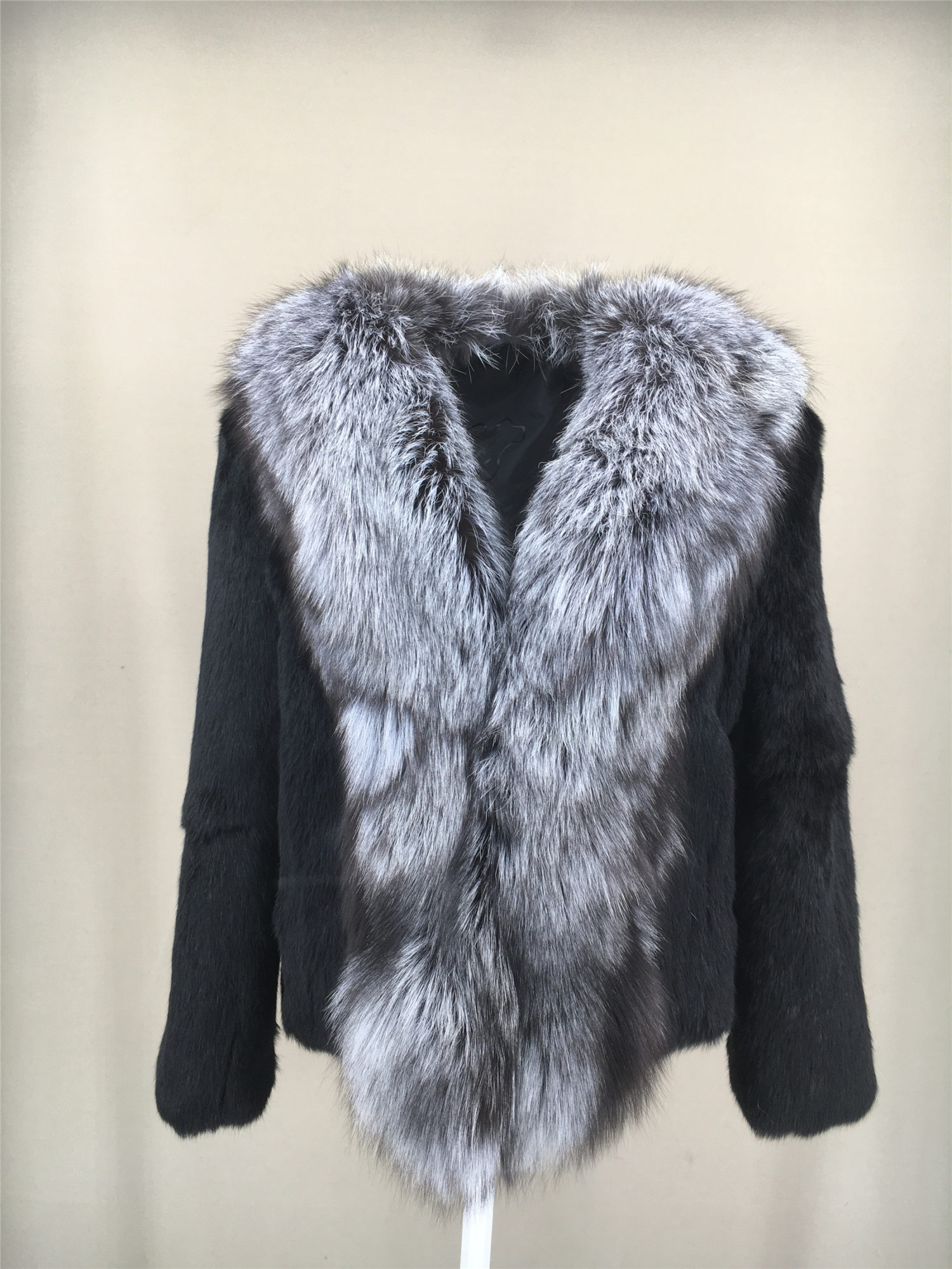 real rabbit fur full pelt with sliver fox collar lvcomeff 2210028 - Image 6