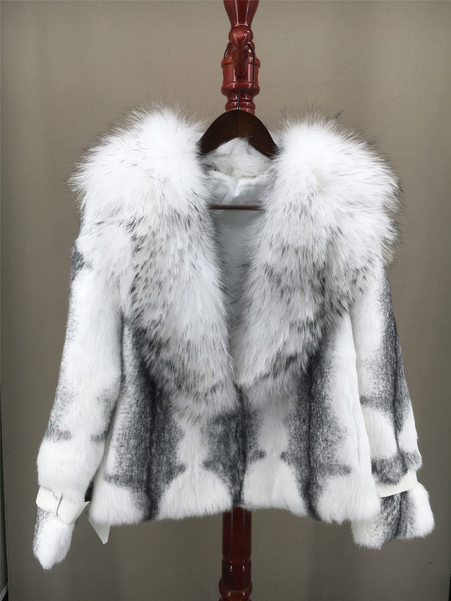 real rabbit fur full pelt coat with sliver fox and raccoon fur collar lvcomeff 2210027 - Image 7