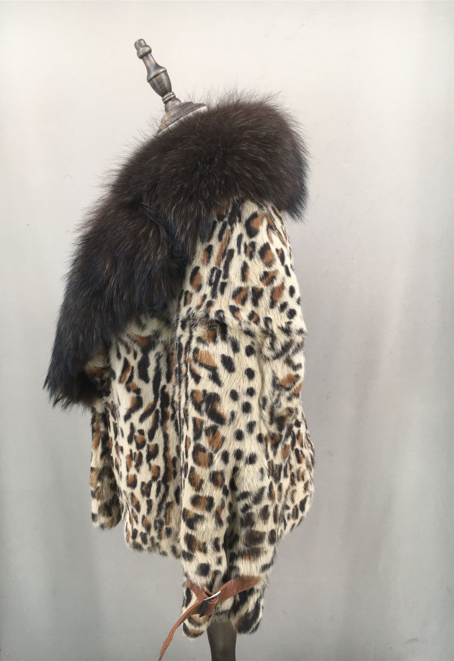 real rabbit fur full pelt coat with sliver fox and raccoon fur collar lvcomeff 2210027 - Image 5